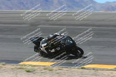 media/Apr-14-2024-SoCal Trackdays (Sun) [[70f97d3d4f]]/6-Bowl (1030am)/